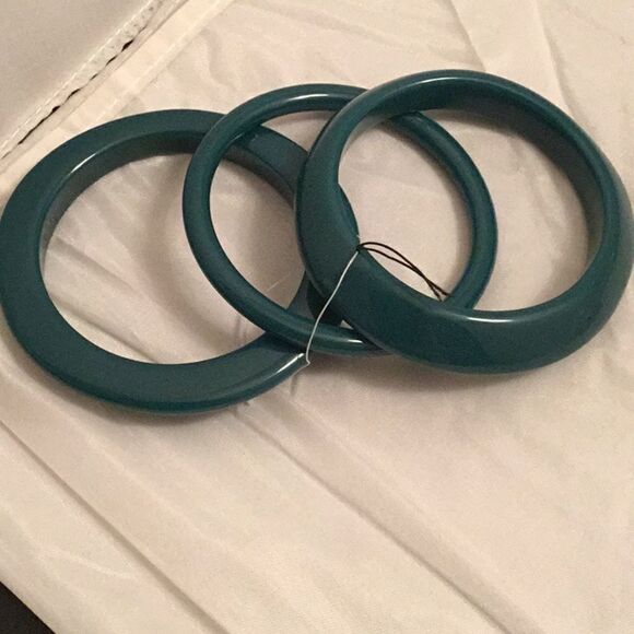 ZENZii Set of 3 Acrylic Bangles (E2) - Picture 5 of 6